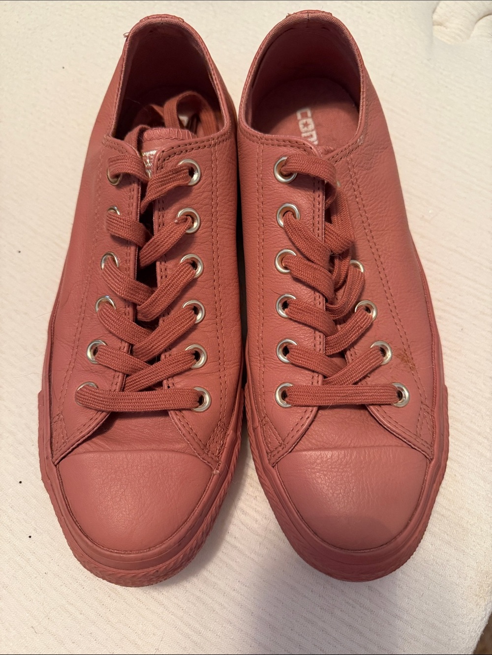 Converse Women’s Low-Top Leather Sneakers - Rose